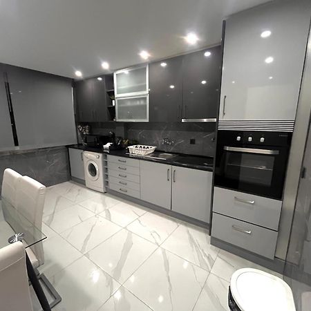 N3 Apartment Amadora Esterno foto